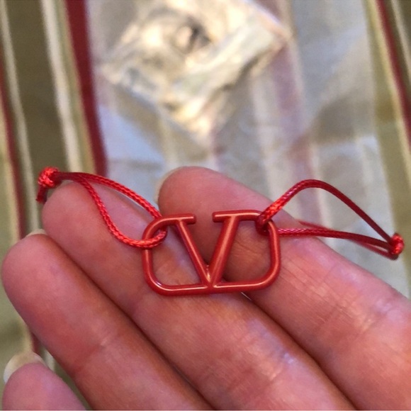 Brand New Valentino Garavani Red Bracelet - Picture 2 of 3